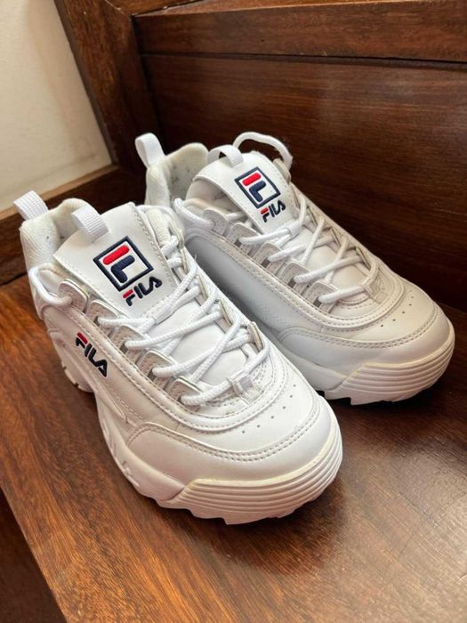 Ténis Fila modelo DISRUPTOR. como novas