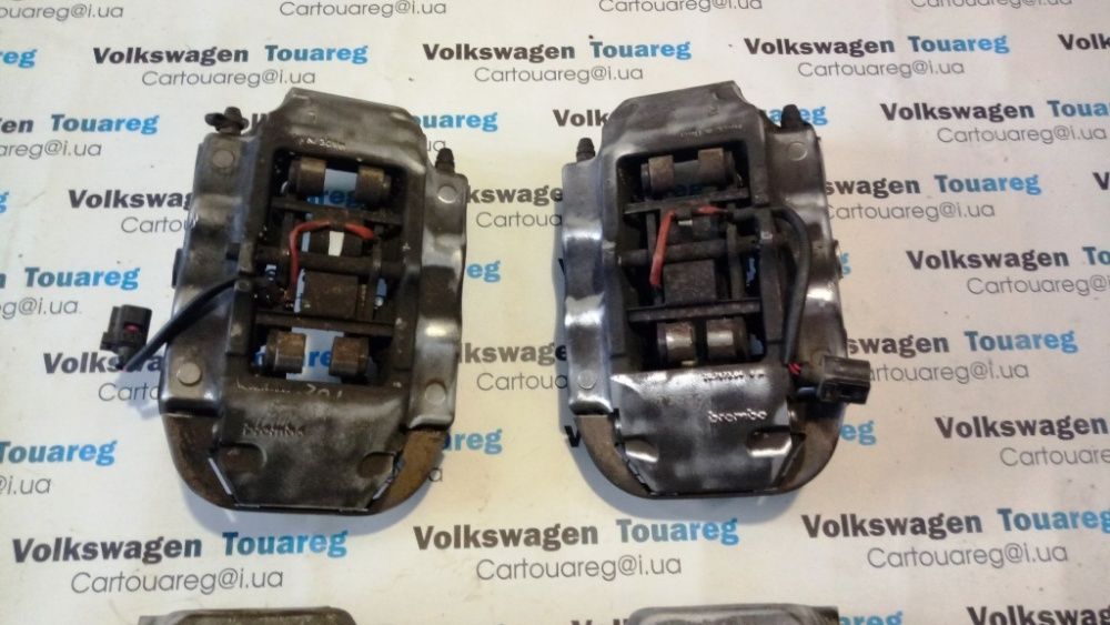 Суппорт задний 3.2\3.6\3.0\5.0 Volkswagen Touareg супорта супорт