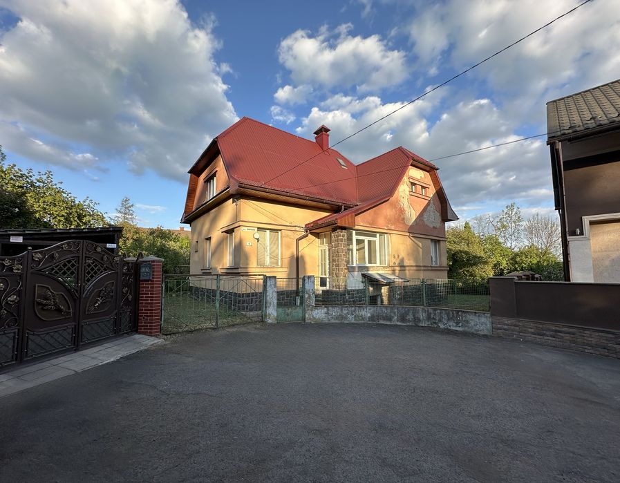 Будинок в центрі від власника, тупікова вулиця