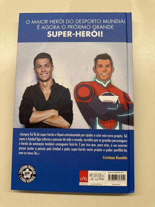 Livro “Cristiano Ronaldo Striker Force” Volume 1