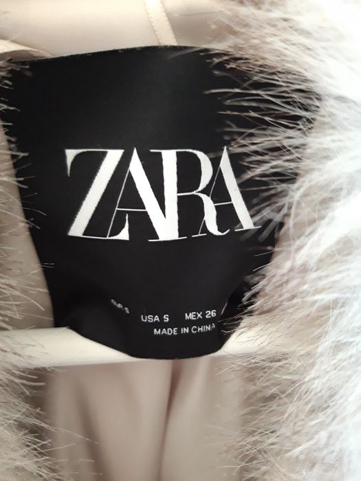 Casaco pêlo da Zara