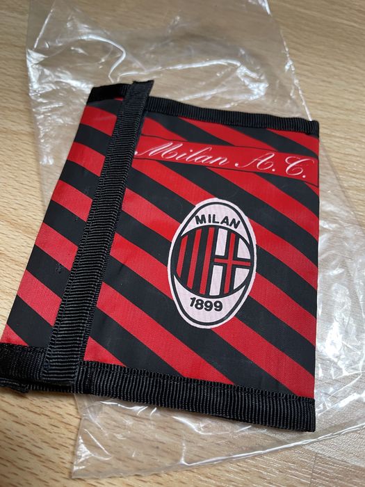 Carteira antiga do Milan