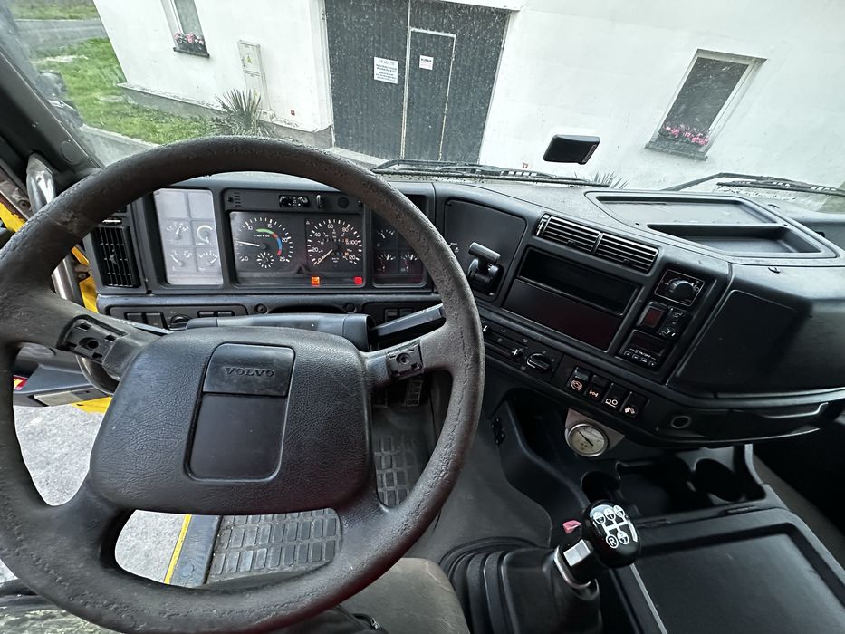 Volvo fh12  380 6x2 SILOS PASZOWÓZ