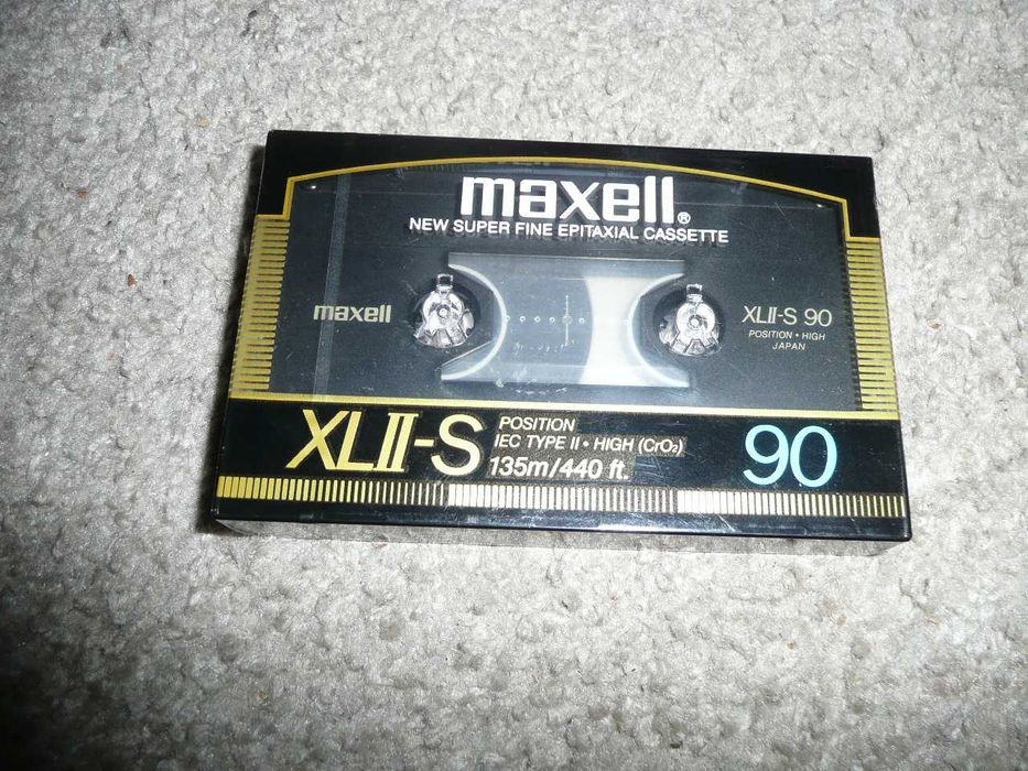 Kaseta Maxell XLII-S 90 1986r. folia