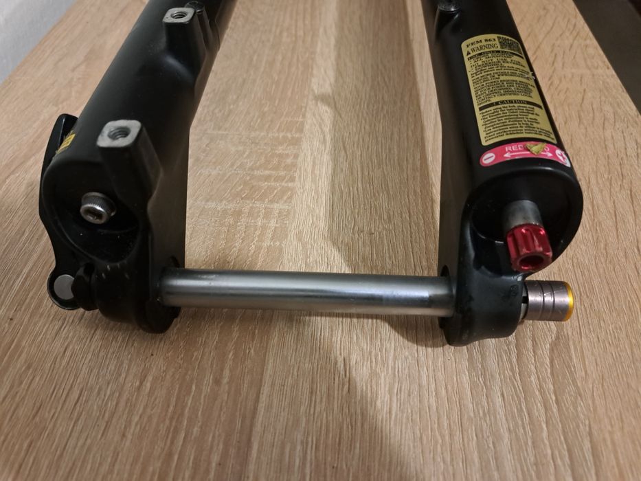 Suntour raidon marzocchi fox rock shox