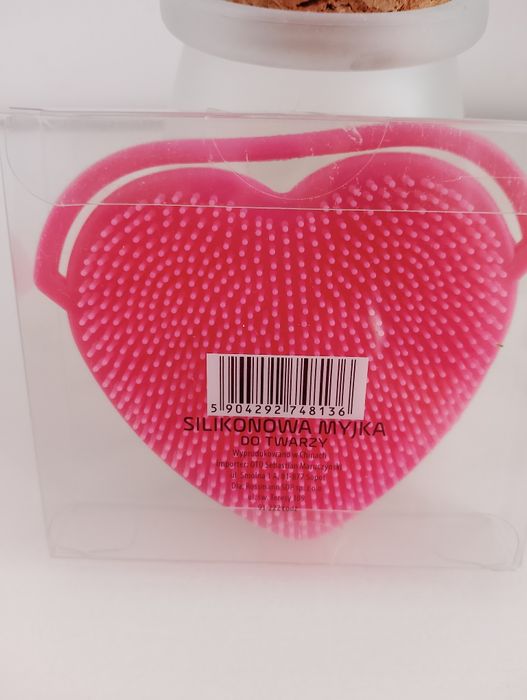 silikonowa myjka do twarzy w kształcie serca