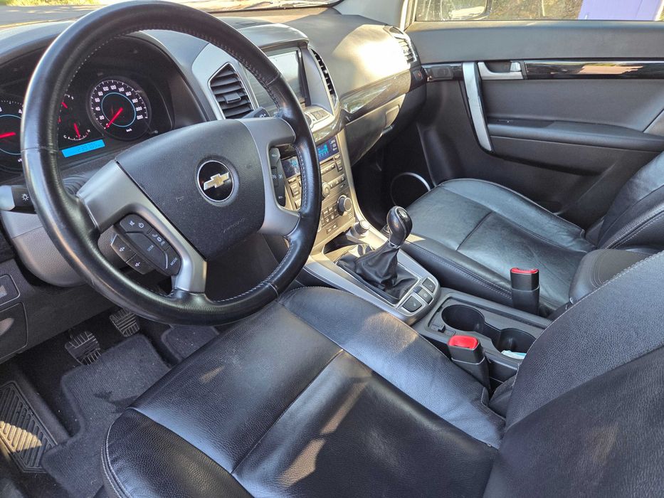 Chevrolet Captiva Xtreme – Excelente Estado, Familiar e Robusto foto 3