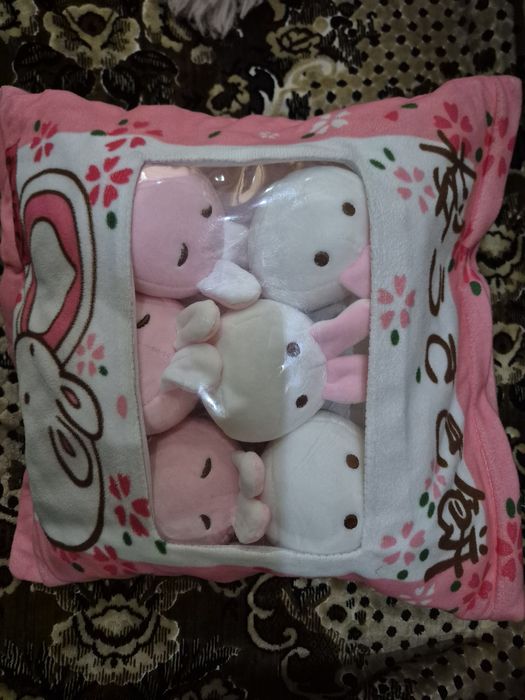 Подушка с игрушками