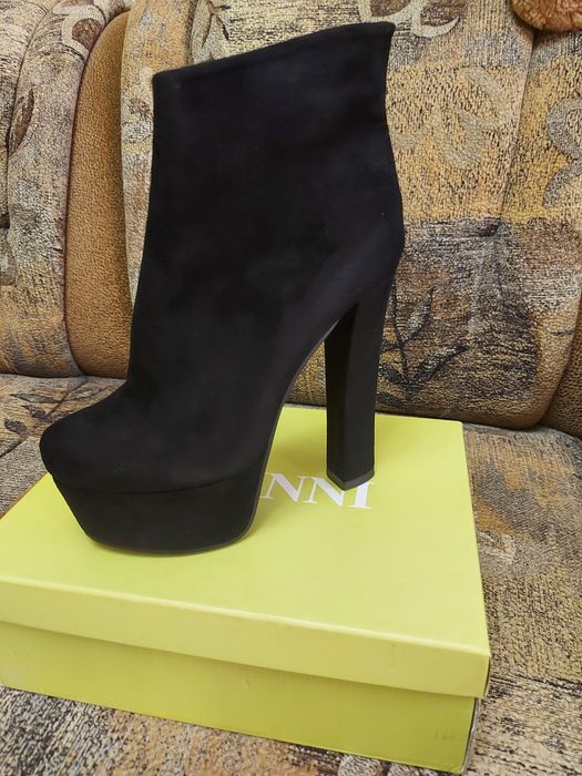 Осенние полусапожки