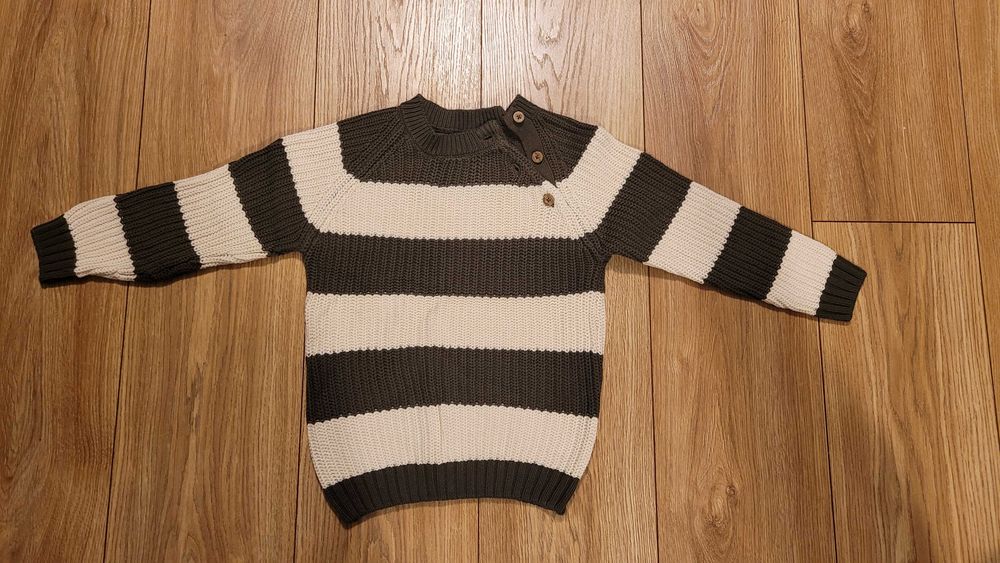 Sweter chłopięcy 110