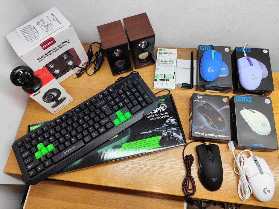 Komputer gamingowy i do pracy.6rdzeni,64GB RAM+RX570 8GB+monitor+akces