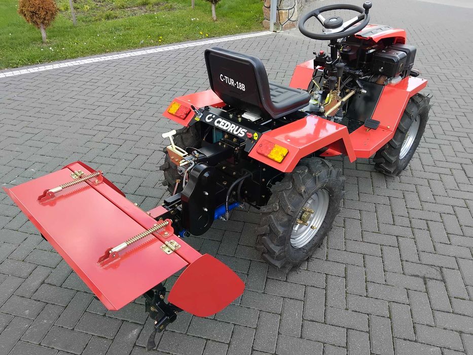solidny-mini-traktorek-cedrus-c-tur-18d-4x4-diesel-du-y-wyb-r-maszyn