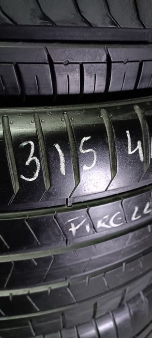 Pneus  315/40/21