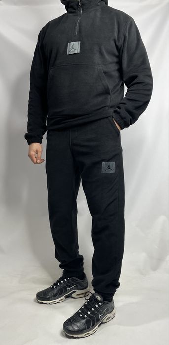 Мужской спортивный костюм на осень зиму из ткани полар флис