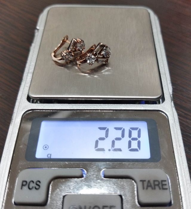 Золоті сережки, кульчики, золото 585