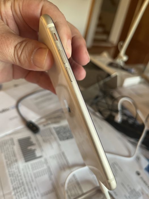 Iphone SE 128gb 3º geração de 2022