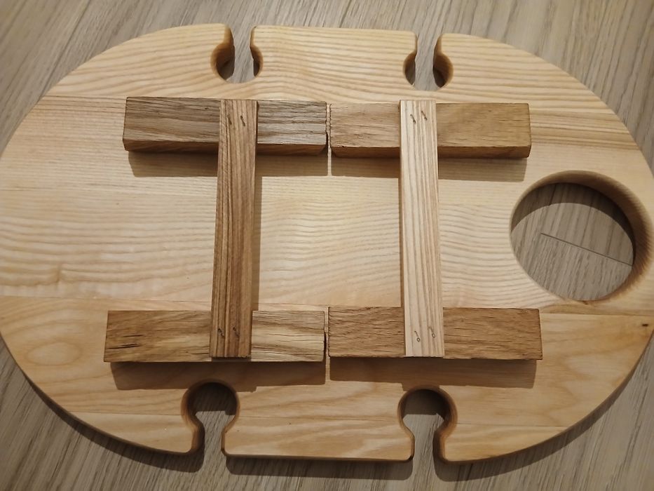 Винний столик овальний