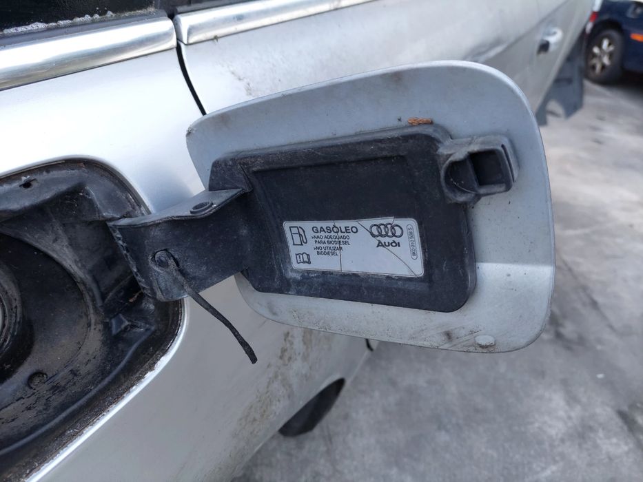 Tampa depósito combustível AUDI A4 Avant (8K5, B8)