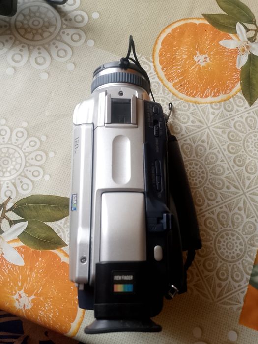 Kamera Sony DCR-TRV16E Handycam MiniDV + ładowarka | sprawna