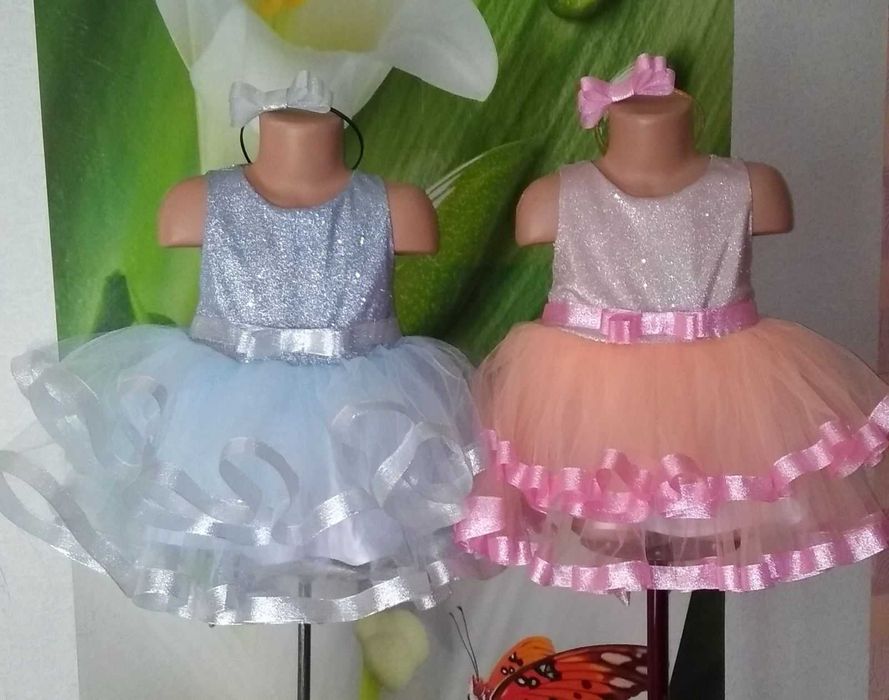 Продам чудові плаття для двійнят