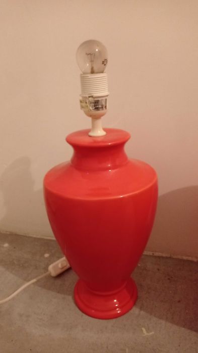 Candeeiro e jarrão430935652948387841
