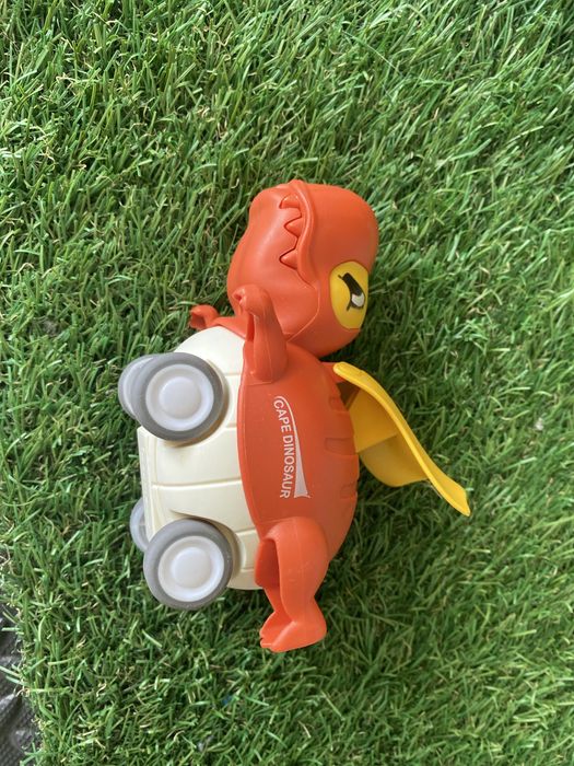 Dinossauro Carro, Transformer, luz de presença