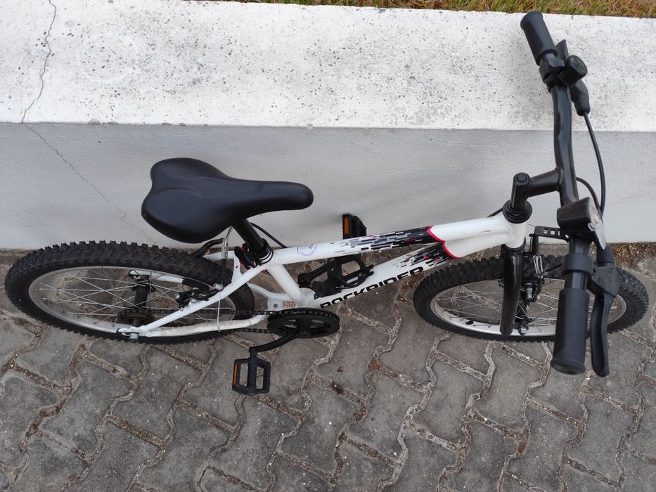 Bicicleta BTT Rockrider ST 100 20" Branco, muito bom estado