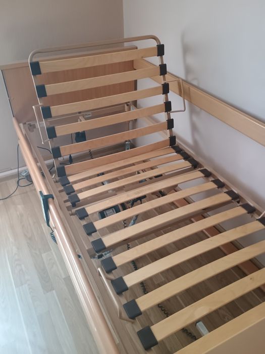 Sprzedam łużko specjalistyczne-rehabilitacyjne