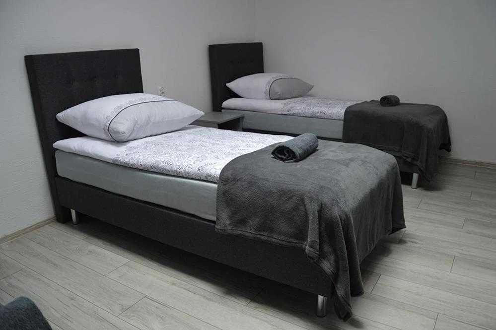 Hostel Adabet – POKOJE "DELUXE" ul. Młyńska 22B