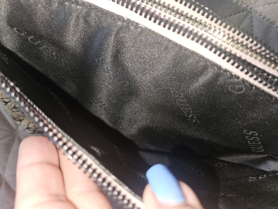 Сумка Guess кроссбоди