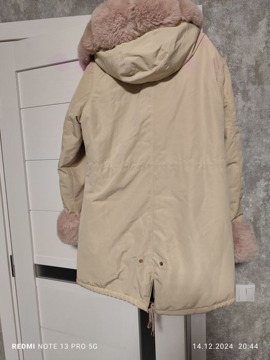 Продам курточку парку стан ідеальний розмір L