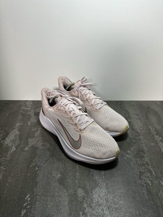 Кросівки Nike Air Zoom Winflo 8 Peach