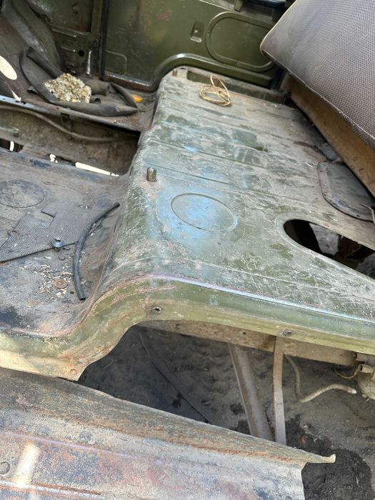 ГАЗ-52  газон   .