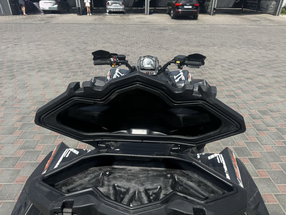Квадроцикл Polaris