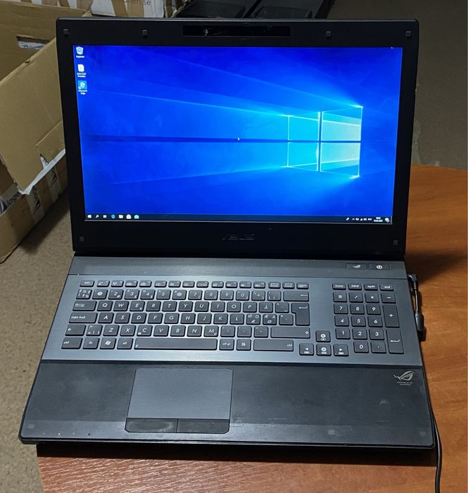 Ноутбук Asus G74S 17.3" 8GB RAM/500GB HDD/i7-2670Qm/3GB NVIDIA! N2310