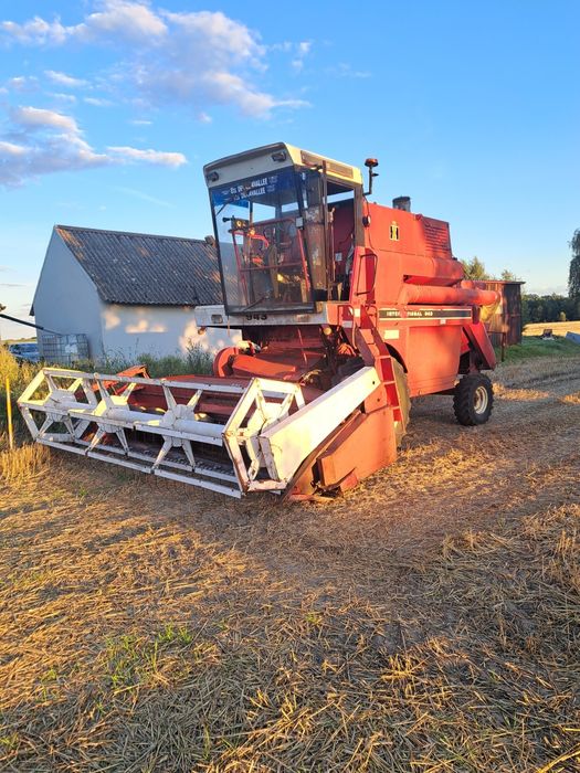 Kombajn zbożowy International  943,new holland, john deere, laverda
