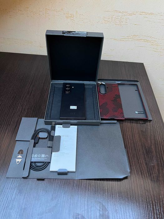 Samsung Galaxy Z Fold 7 12/512GB Jet Black — Стан Нового + Чохол