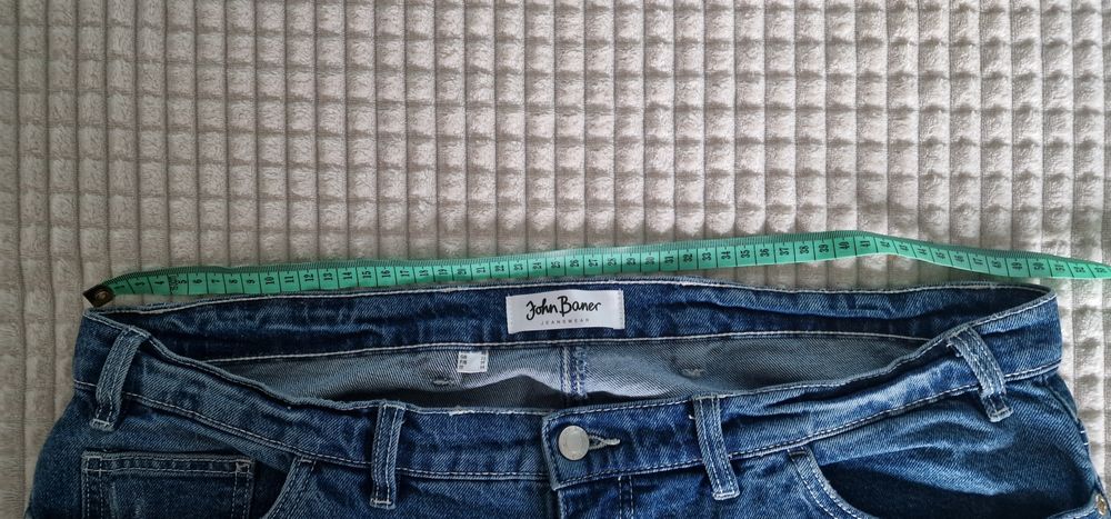 Dżinsy firmy Bonprix