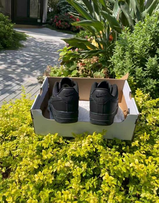 Nike_Air_Force_1_Czarny 37,5