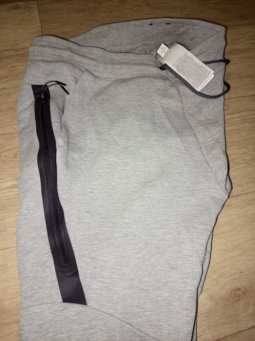 Штани Nike tech fleece
