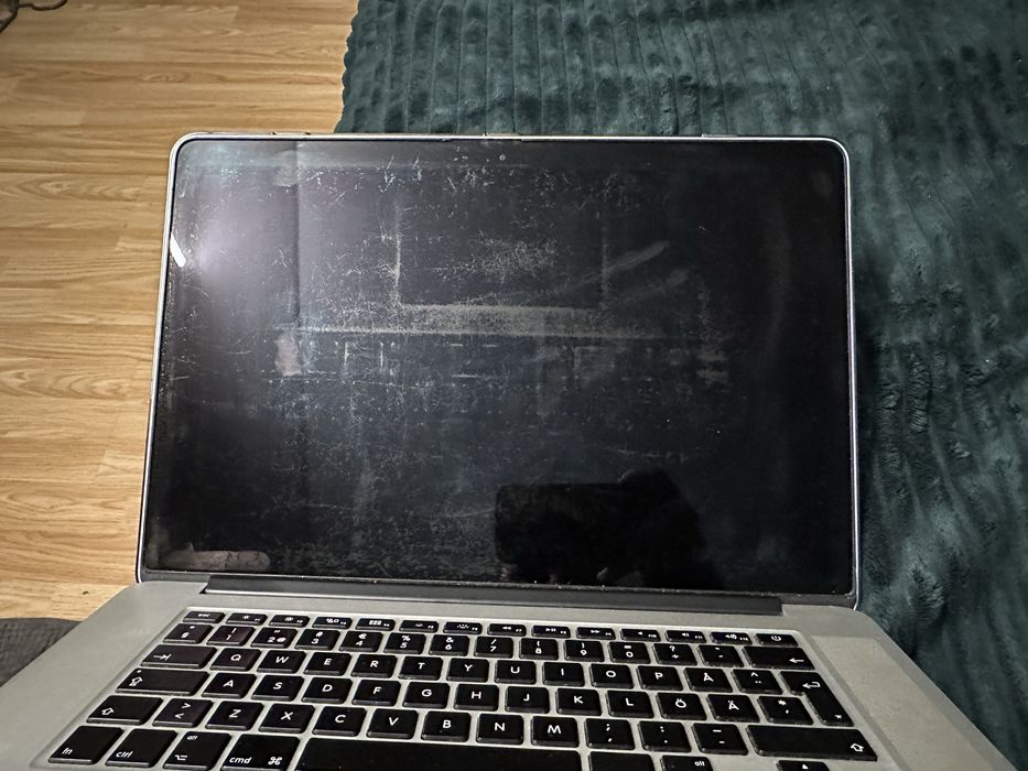 Macbook Pro a1398 16 gb i7 500 ssd dysk nowa bateria tanio laptop pc