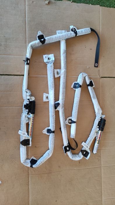 Kurtyny boczne airbag BMW X3 E83 komplet