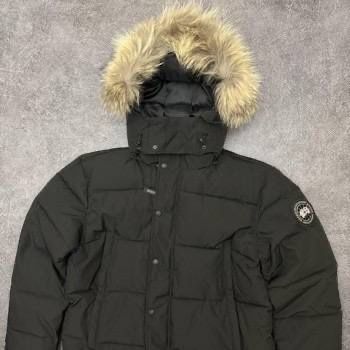 Canada Goose Puffer Jacket Black Red  Logo