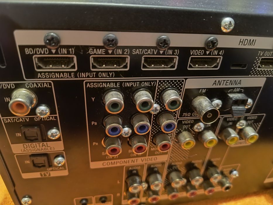 Sony amplituner str  dh520