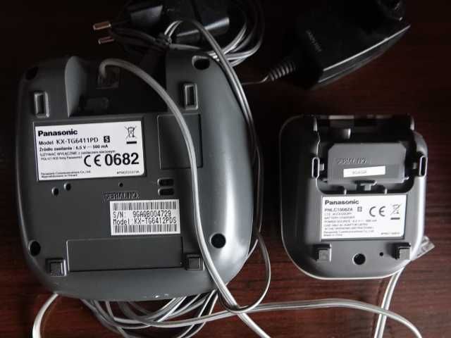 Telefon stacjonarny Panasonic baza + dodatkowa słuchawka bezprzewodowa