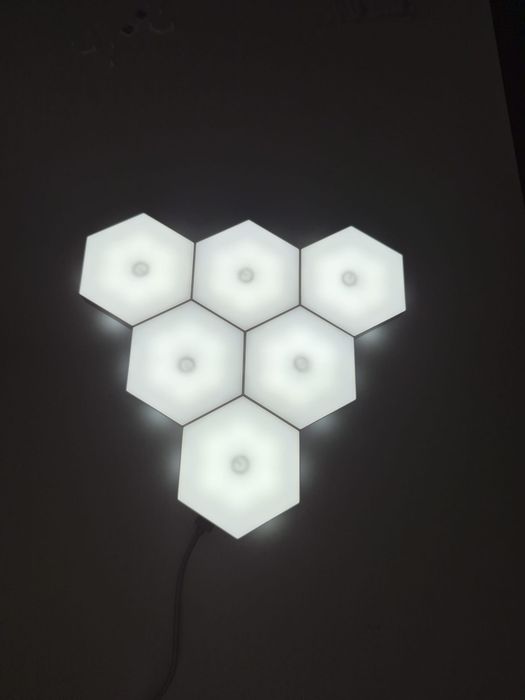 Lampa ścienna LED hexagon dowolne wzory barwa biała zimna 6szt NOWA