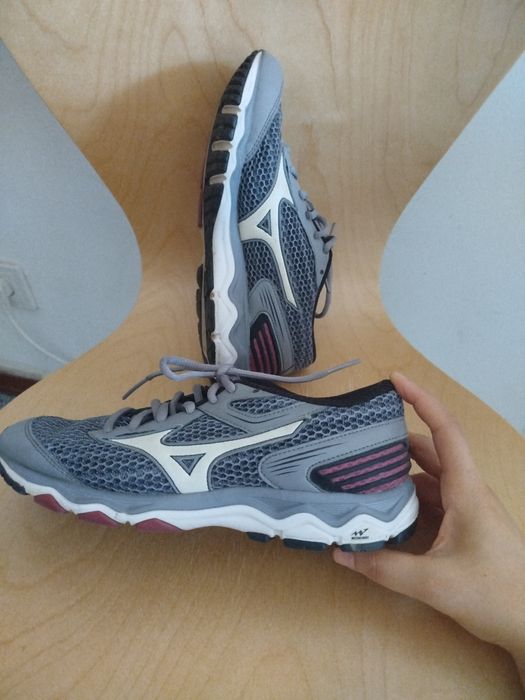 Tenis confortável original. T 35/36