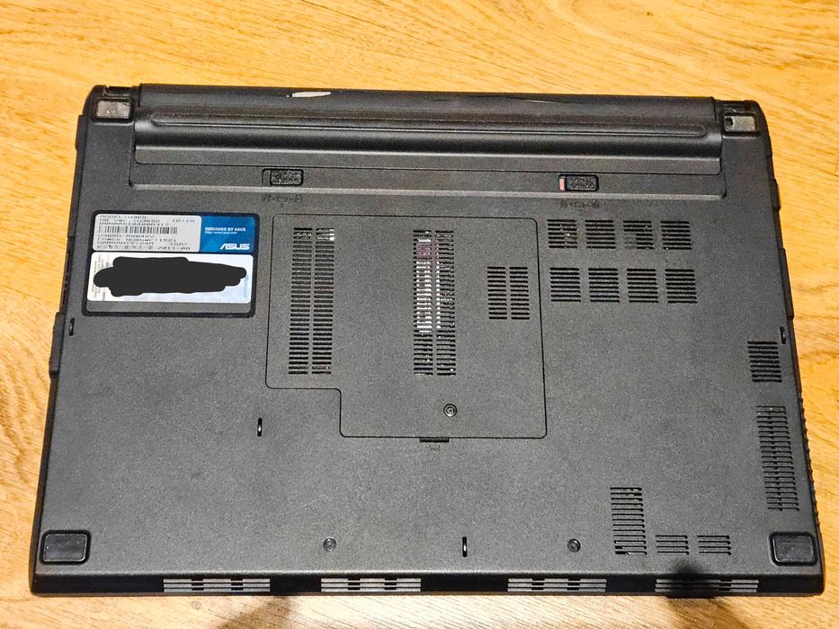 ASUS U36SD-RX042V i5-2410M/4GB/500GB