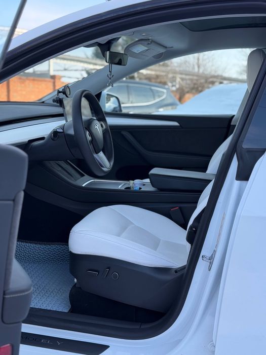 Продам TESLA model Y 2023 82 kwt