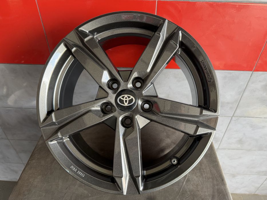 Felgi 17 5x114.3 Toyota Camry C-HR, Kia Ceed, Honda